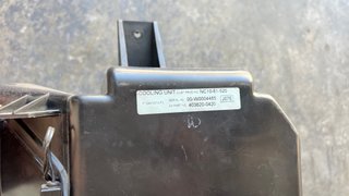 Mazda MX5 NB Montaje de la caja de climatización