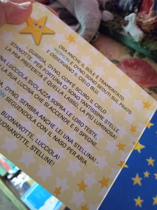 Libricino per bambini con illustazioni grandi