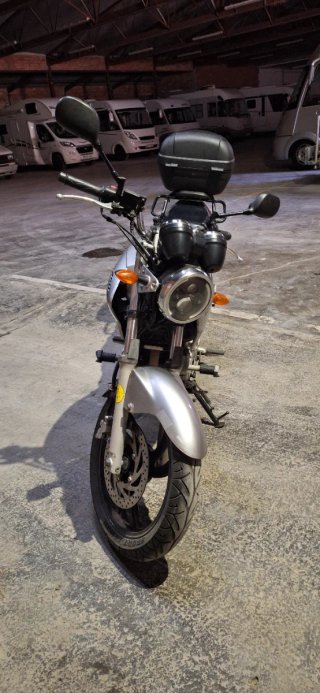 Yamaha YBR250 Plata