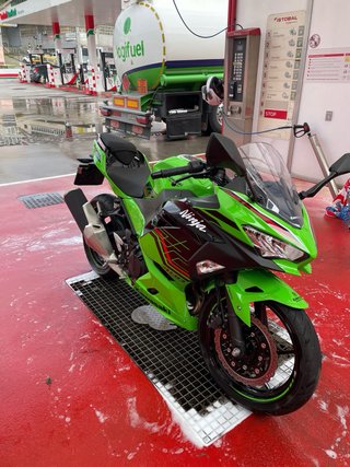 Kawasaki Ninja 400 2023 A2