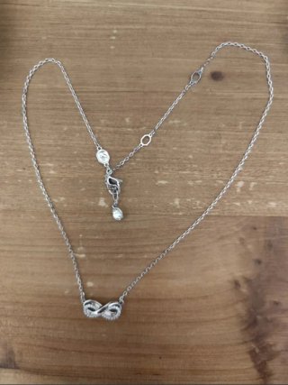 Collar Swarovski Infinito