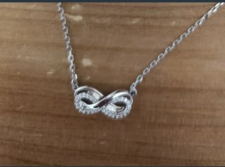 Collar Swarovski Infinito