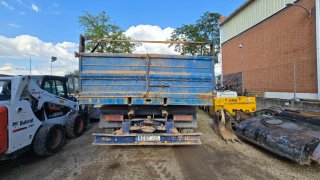 Camion grua Renault 340 Basculante