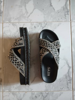 Ciabatte donna Keys nere e argento