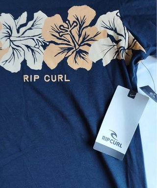 Camiseta Rip Curl flores hawaianas negra Talla S