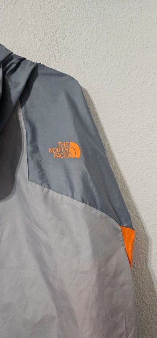 Cortavientos The North Face Gris Naranja