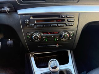 BMW 116i SPORT ETIQUETA C LLANTA 18 LIBRO GARANTIA
