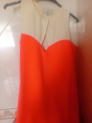 Vestido Essentiel Talla 36 Blanco y Naranja