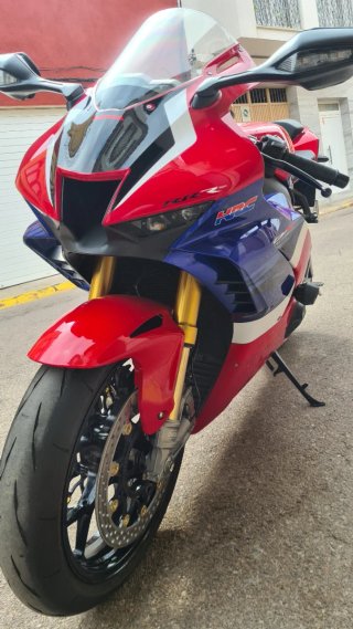 Honda CBR1000RR-SP