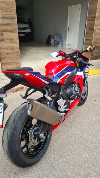 Honda CBR1000RR-SP
