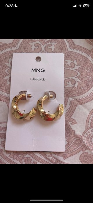 Pendientes dorados