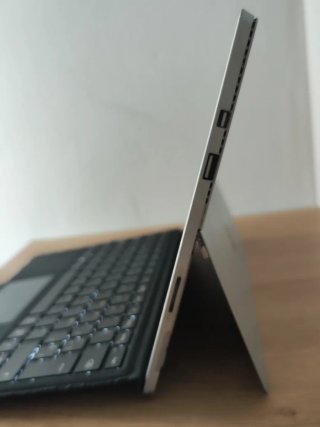 Microsoft Surface Pro 4