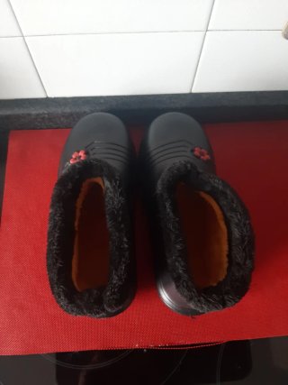 Botines negros forrados talla 39