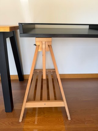 Escritorio Ikea Negro y Madera