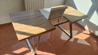Mesa de salón comedor moderna madera y metal