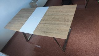 Mesa de salón comedor moderna madera y metal