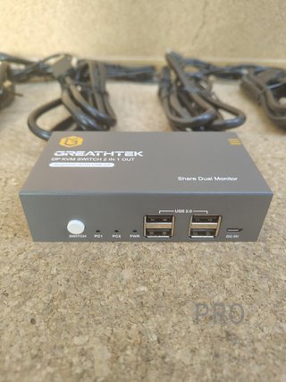Switch KVM Displayport Dual Monitor 2 Porte, 4K a 60Hz