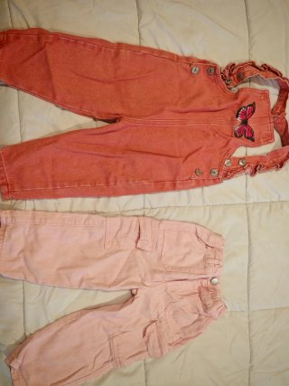 Pantalón y peto vaquero