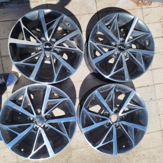 Llantas Kia Niro 18 Seminuevas