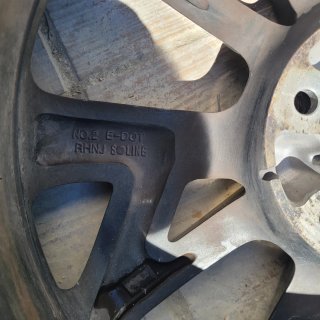 Llantas Kia Niro 18 Seminuevas