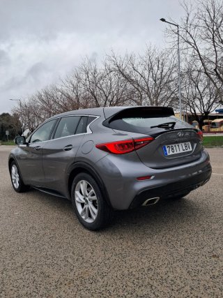Infiniti Q30 2019