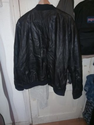 Cazadora de cuero Lee Cooper negra