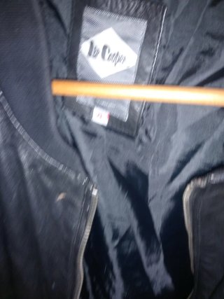 Cazadora de cuero Lee Cooper negra