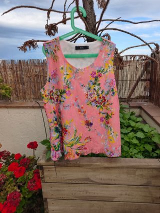 Top Fiesta Tul Flores
