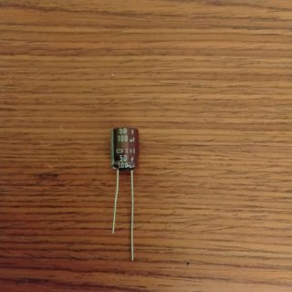 Condensatori 100uF 50V Nippon Chemi-Con