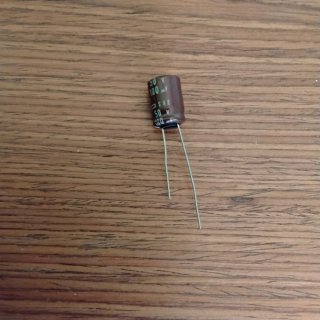 Condensatori 100uF 50V Nippon Chemi-Con
