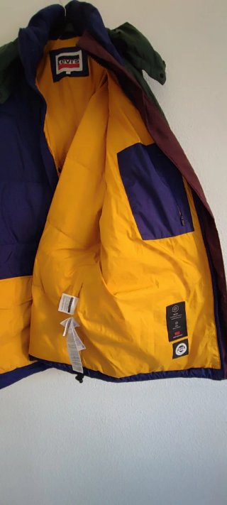 Abrigo Levi's Plumas Talla L