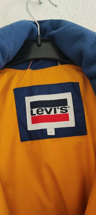 Abrigo Levi's Plumas Talla L