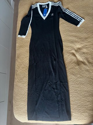 Vestido Adidas Maxi V-Neck Negro Estilo Vintage