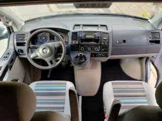 Volkswagen California 2011