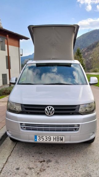 Volkswagen California 2011