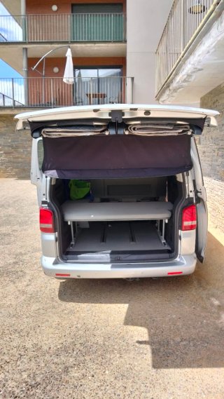 Volkswagen California 2011