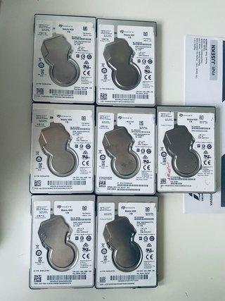 2x Seagate 1TB 2.5 SATA HDD ST1000LM035