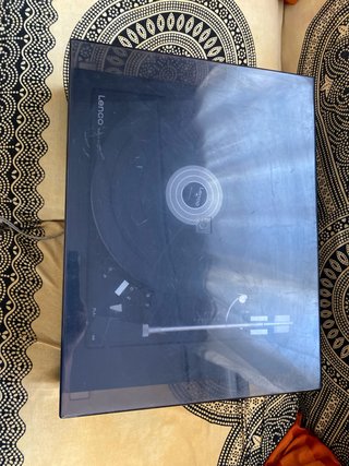 Tocadiscos Lenco Made in Switzerland