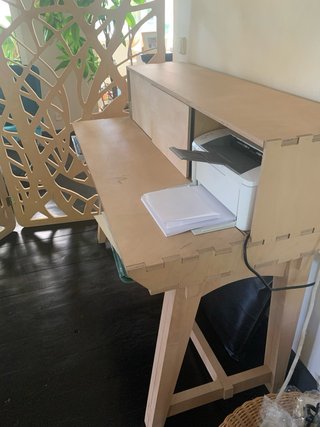 Escritorio de madera diseño personalizado