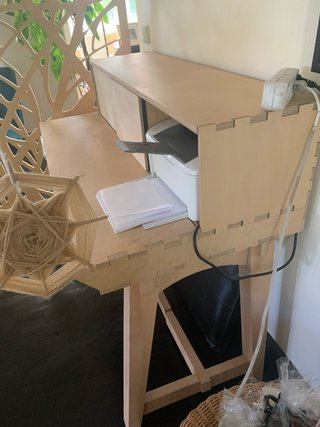 Escritorio de madera diseño personalizado