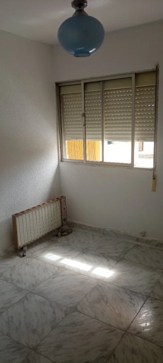 5 Ventanas Aluminio con Persiana