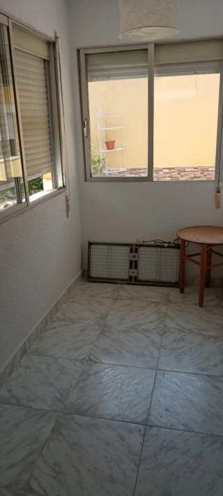 5 Ventanas Aluminio con Persiana