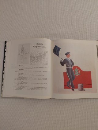 Libro"Eresoinka Embajada Cultural Vasca 1937-1939