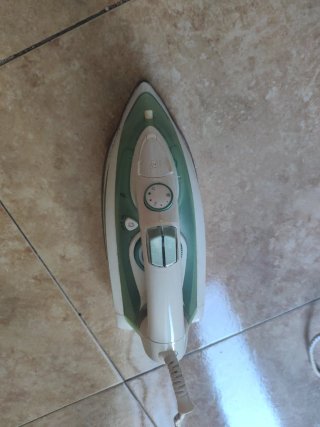 Plancha Taurus Verde y Blanca