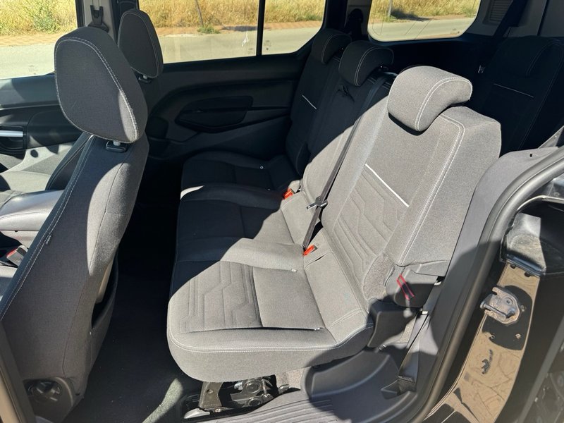Ford Tourneo 2017, foto 10