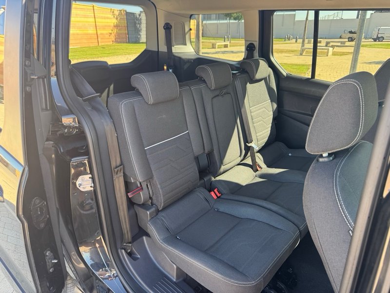 Ford Tourneo 2017, foto 13