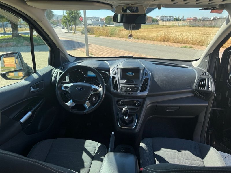 Ford Tourneo 2017, foto 15