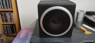 Subwoofer Hercules Negro y Plateado