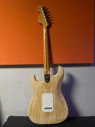 Guitarra Fender Stratocaster 60 Aniversario