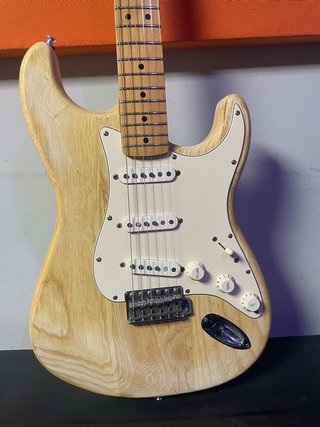 Guitarra Fender Stratocaster 60 Aniversario